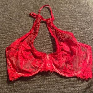 Victoria’s Secret Dream Angels Unlined Demi Halter Bra